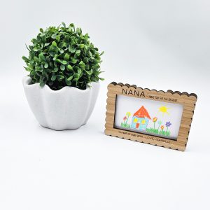 Drawing Holder with Magnet